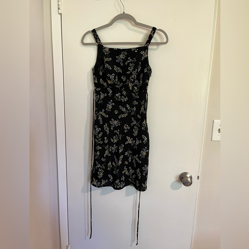 Black Floral Patterned Sundress with Waist Ribbon (Small)